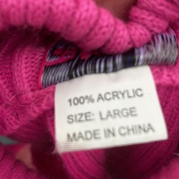 Disney Pets Fringe Sweater - Picture 6 of 6